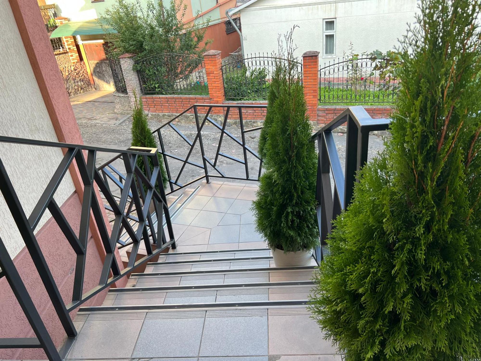 Готель «У Батька» Truskavets Bagian luar foto